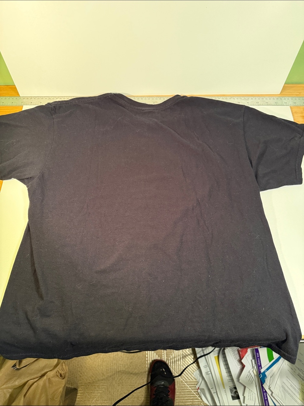 Novelty Black Graphic Tee with Red Heart "I Love Hot Moms" - Picture 6 of 6
